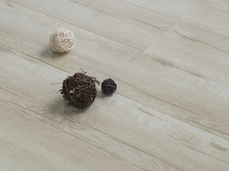 Ламинат Lamiwood Glanz 302 Дуб Шелк